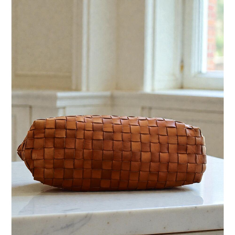 Robita Japanese woven genuine leather chestnut handbag - Picture 6 of 8